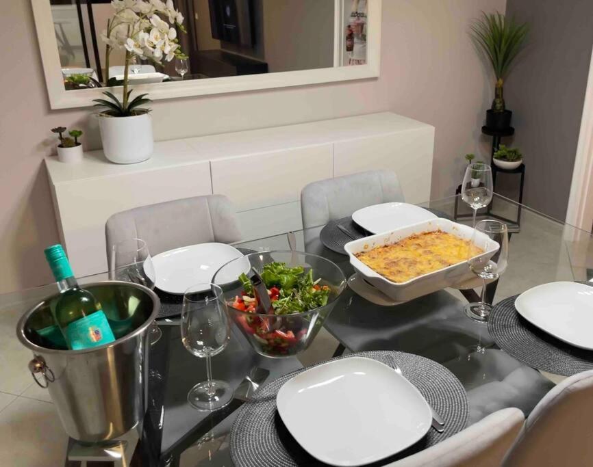 Luxury Modern Beach Apartment Quarteira Εξωτερικό φωτογραφία